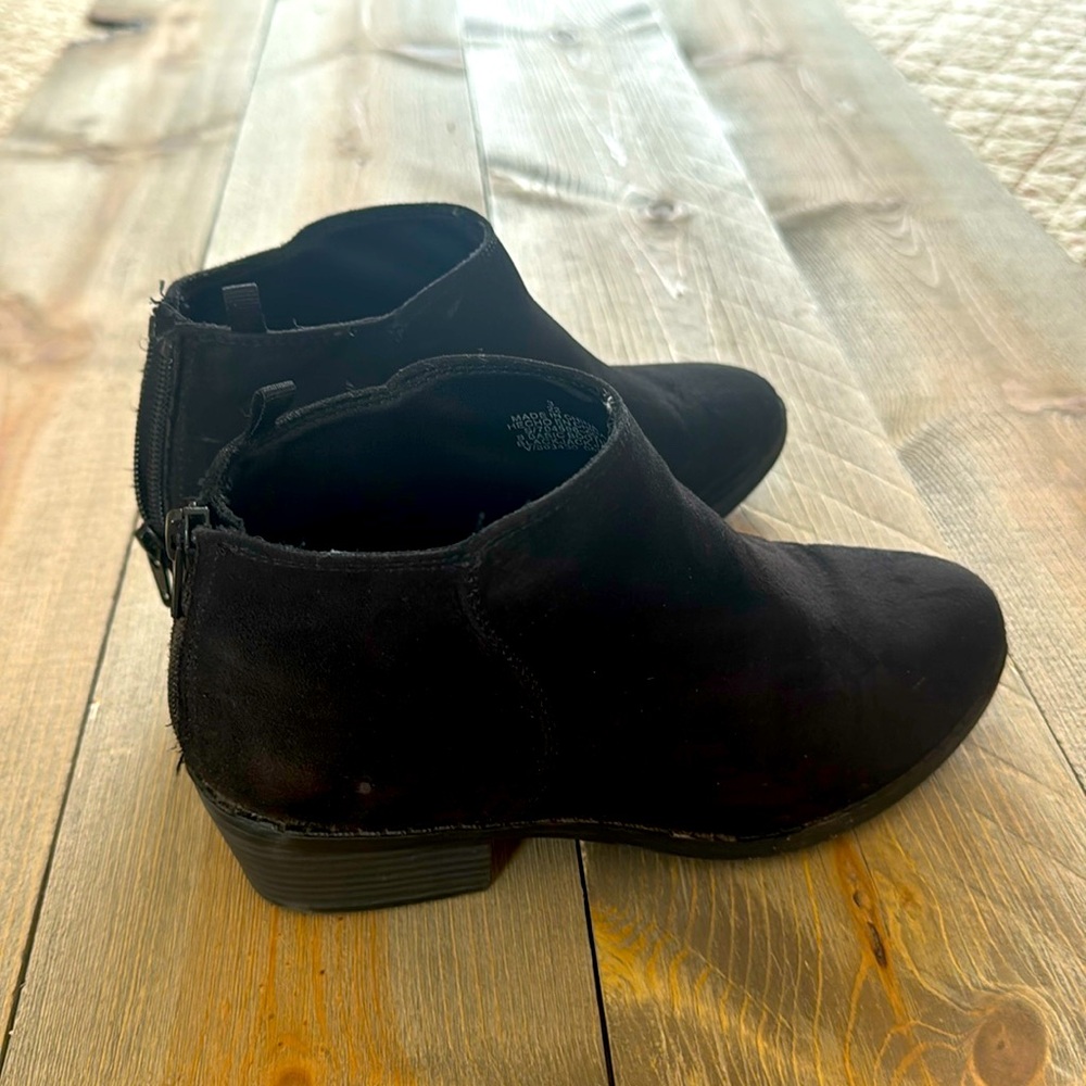 Size 3 Girls Black Booties, Old Navy